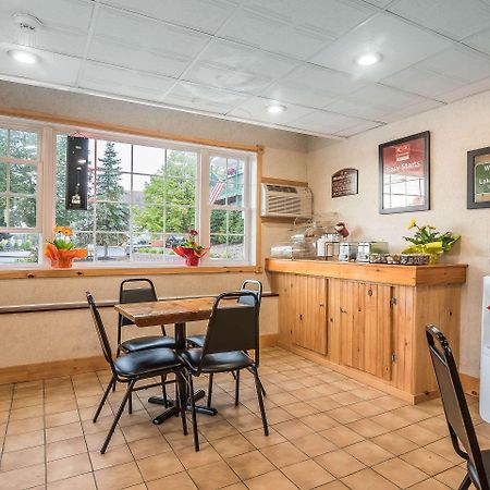 Rodeway Inn Lake George Outlets المظهر الخارجي الصورة