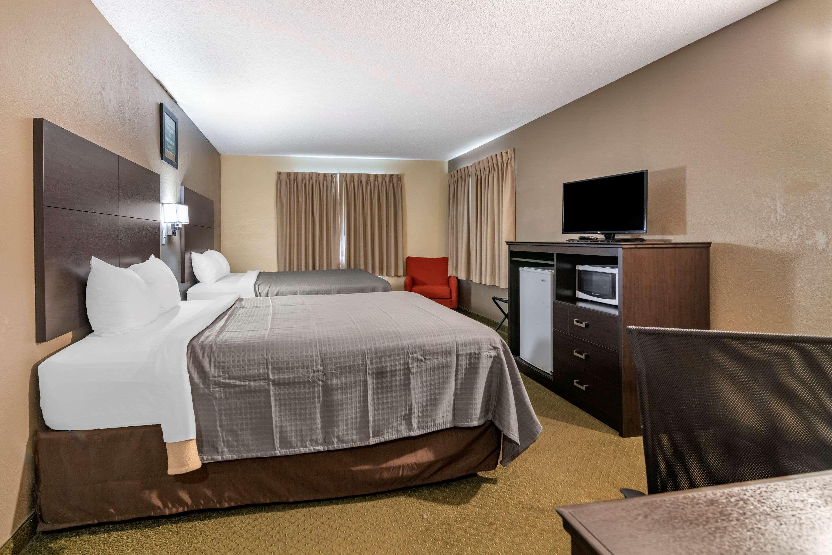Rodeway Inn Lake George Outlets المظهر الخارجي الصورة