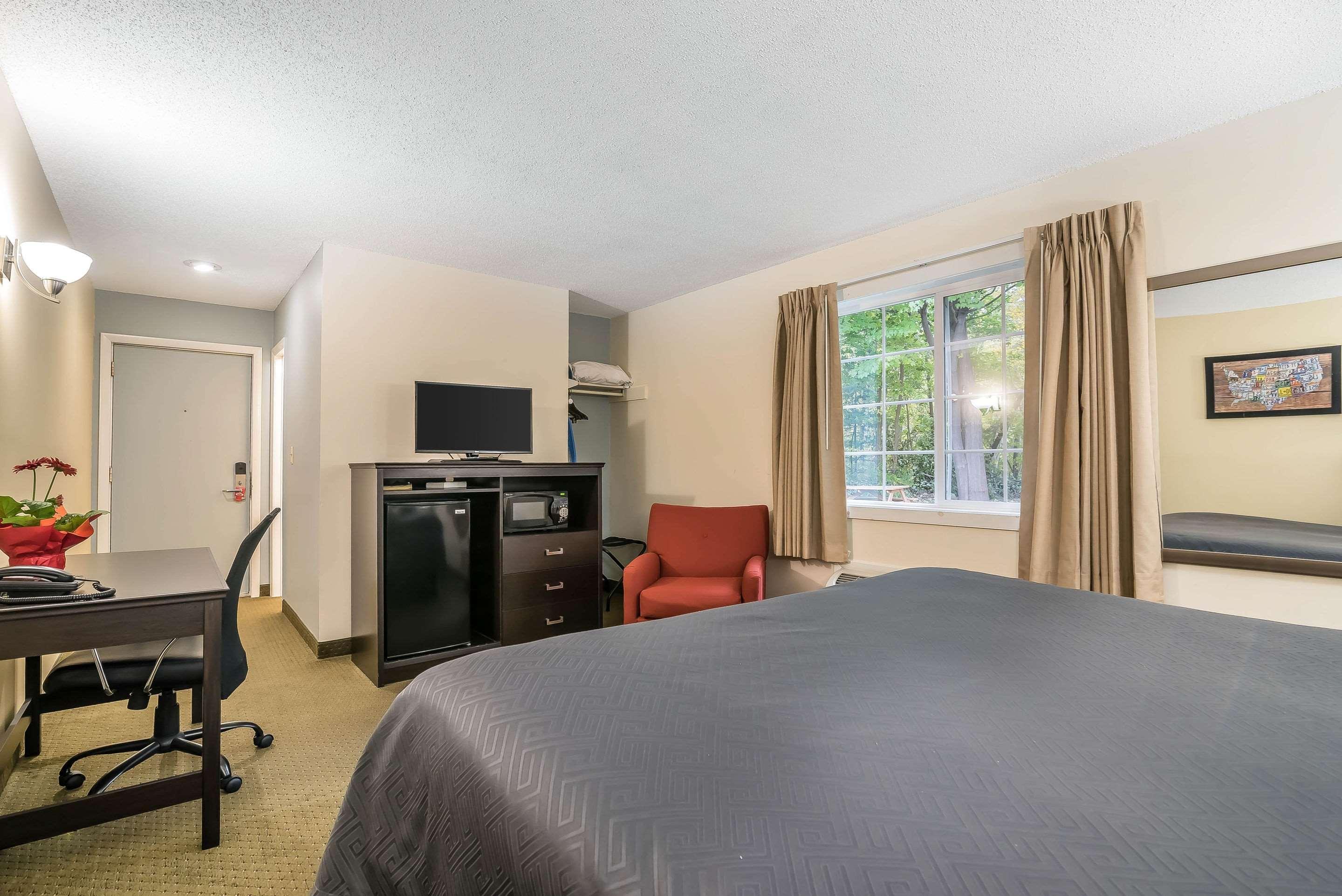 Rodeway Inn Lake George Outlets المظهر الخارجي الصورة