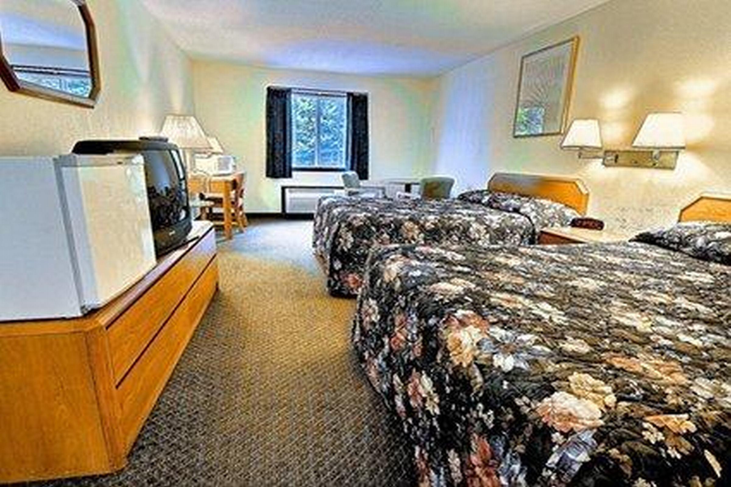 Rodeway Inn Lake George Outlets المظهر الخارجي الصورة