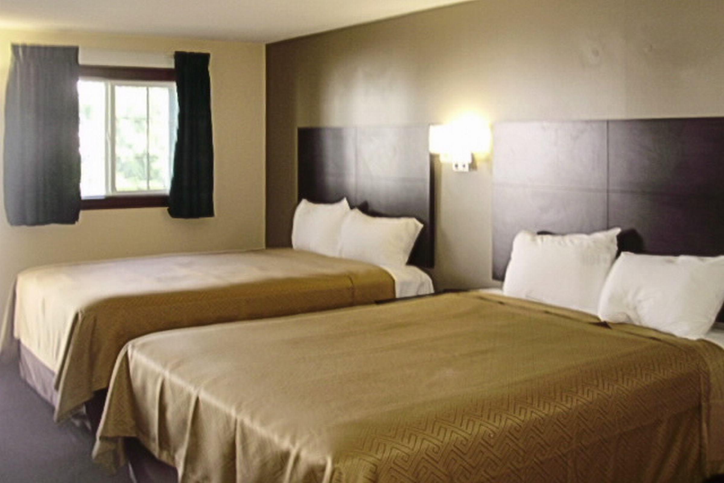 Rodeway Inn Lake George Outlets المظهر الخارجي الصورة